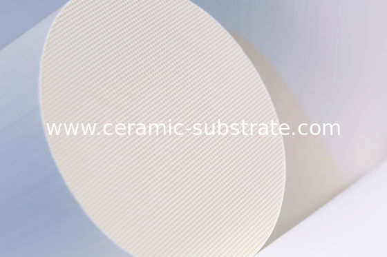 ซื้อ Round White Honeycomb Ceramic Carrier , car Catalyst Supports online manufacture