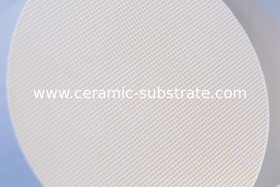 ซื้อ Thin Honeycomb Ceramic Substrates For 3 Way Catalytic Converters online manufacture