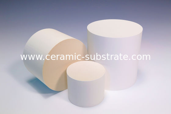 ซื้อ White Cordierite Honeycomb Ceramic Custom For VOC Substrates online manufacture