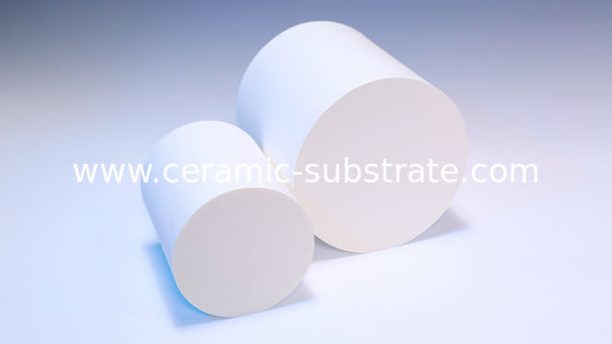 ซื้อ Custom Alumina Ceramic Substrate DOC For Diesel Catalytic Converter online manufacture