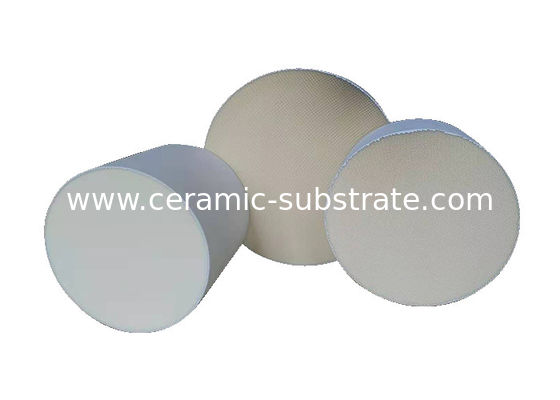 ซื้อ Round Cordierite Dpf พื้นผิวเซรามิกรังผึ้ง 100 200 CPSI Cells Density online manufacture